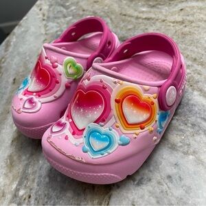 Kid’s Crocs Hearts Light Up Clogs Girls C6